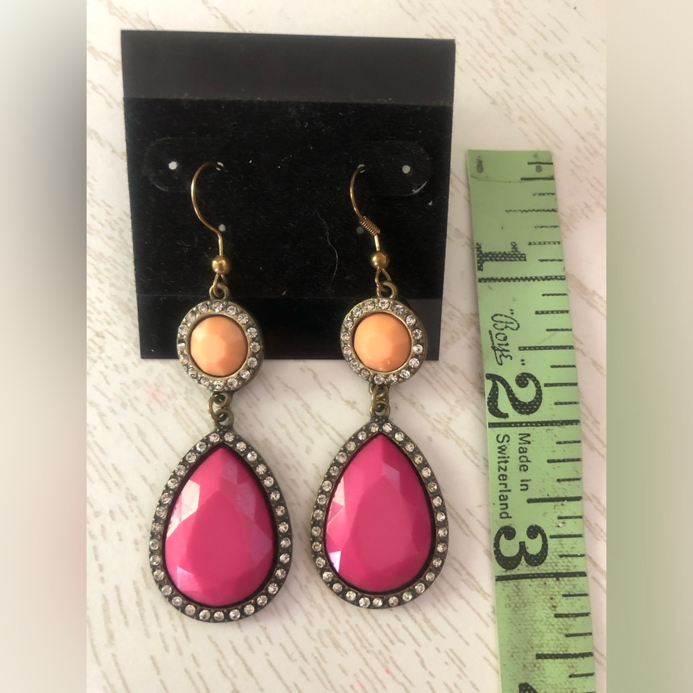 Cute pair of Bijou Brigette Peach and Pink Party Earrings